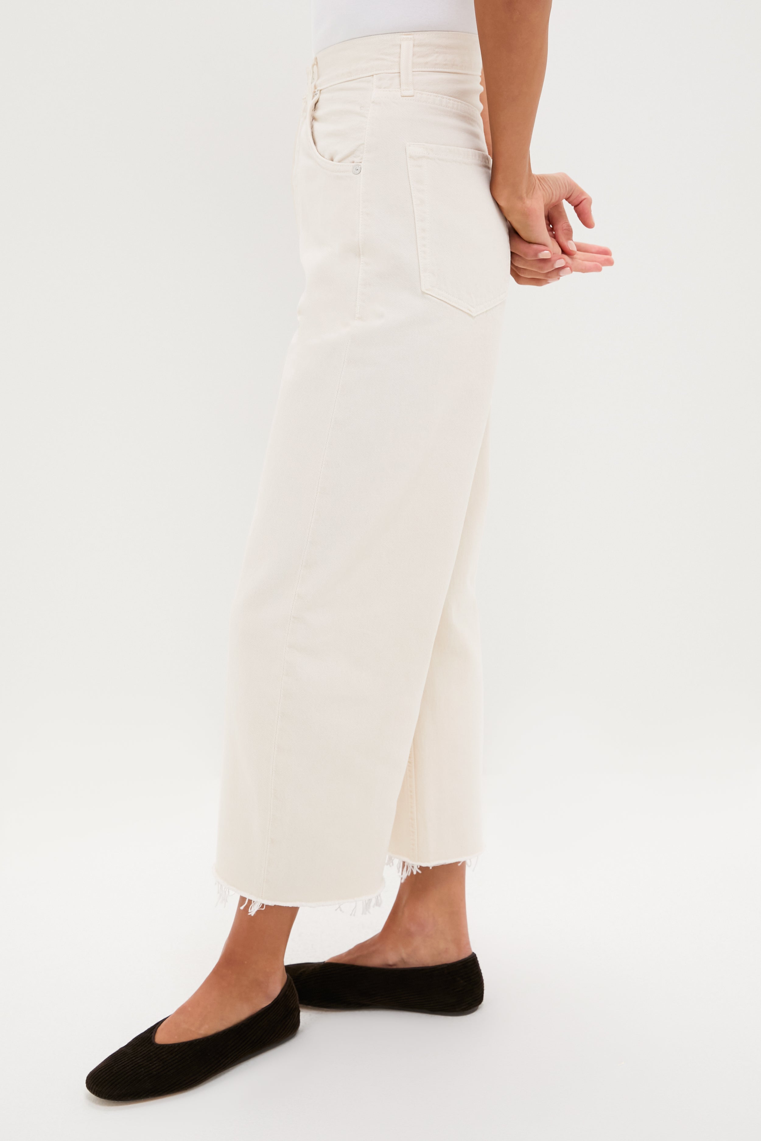 Almondette Ayla Raw Hem Crop